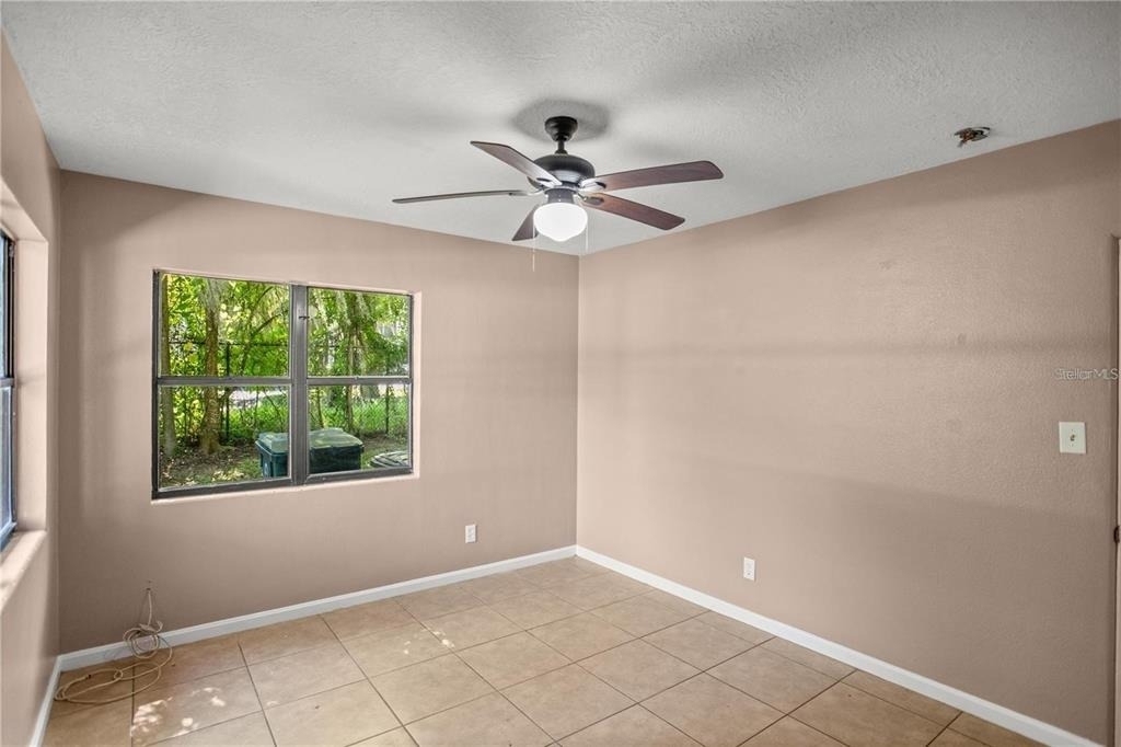 2152 Ne 3rd Street - Photo 10