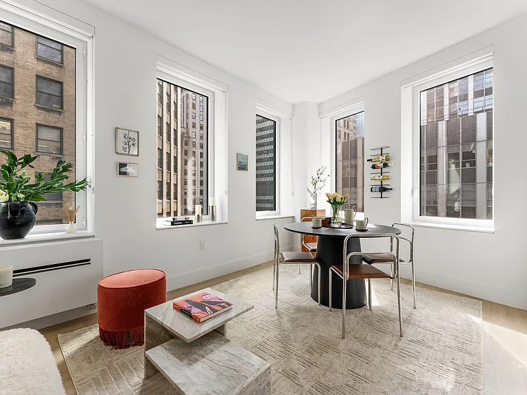 55 Broad Street - Photo 1