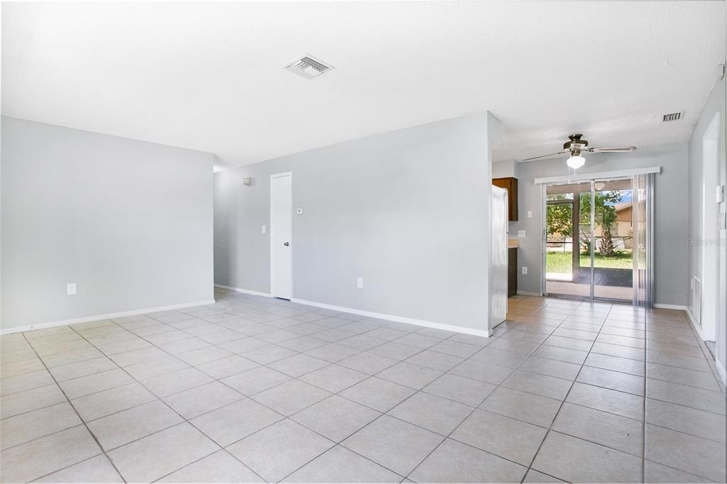 405 Long Drive - Photo 1