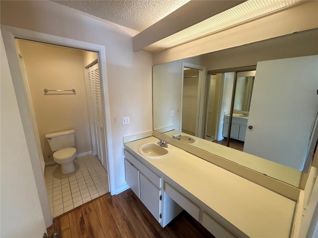 5169 Vineland Road - Photo 20
