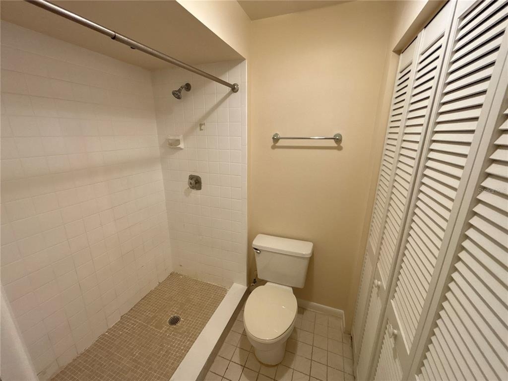 5169 Vineland Road - Photo 22