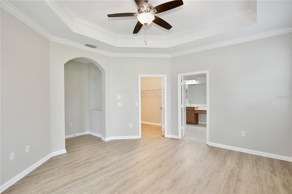 16005 Champlain Street - Photo 11