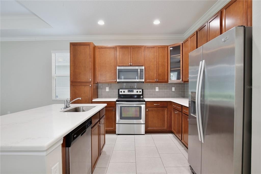 16005 Champlain Street - Photo 5