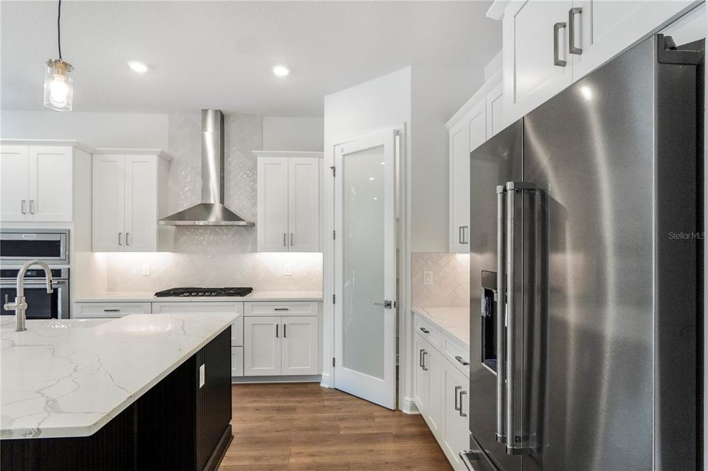 16120 Volterra Point - Photo 42