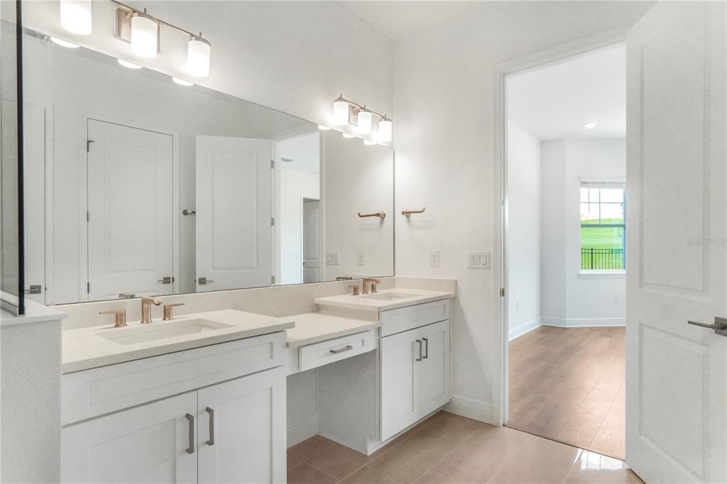 16120 Volterra Point - Photo 25