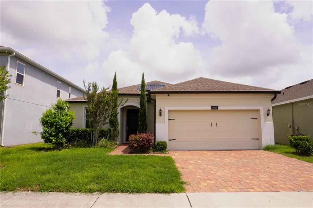 4909 Olivia Court - Photo 0