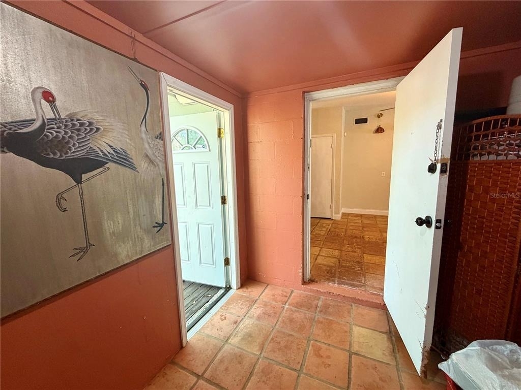 2619 E Washington Street - Photo 13