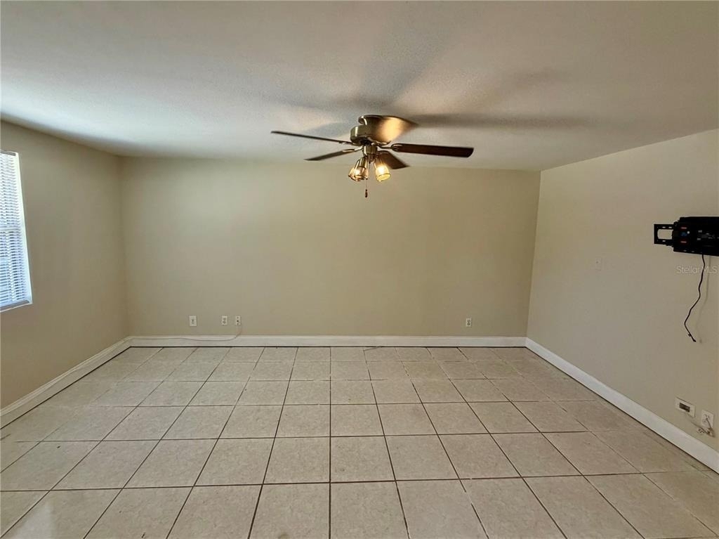 2619 E Washington Street - Photo 11