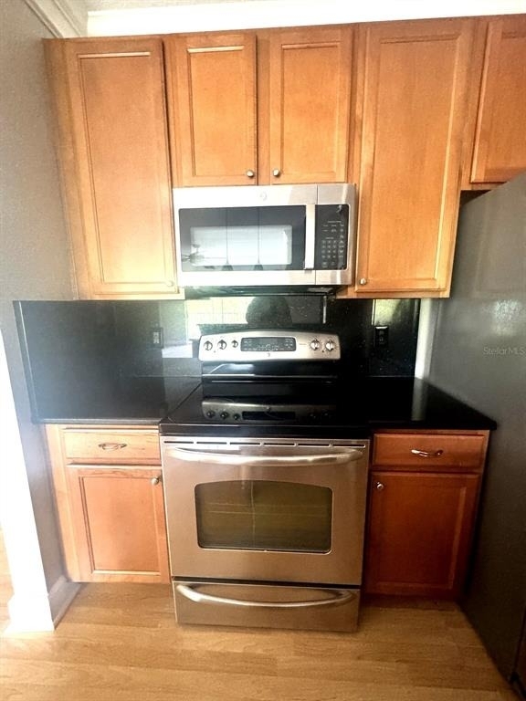 5483 Vineland Road - Photo 9