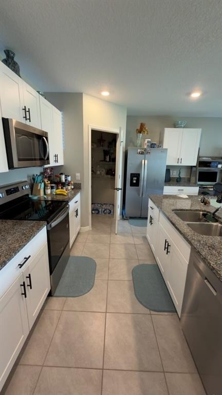 1583 Barberry Drive - Photo 7