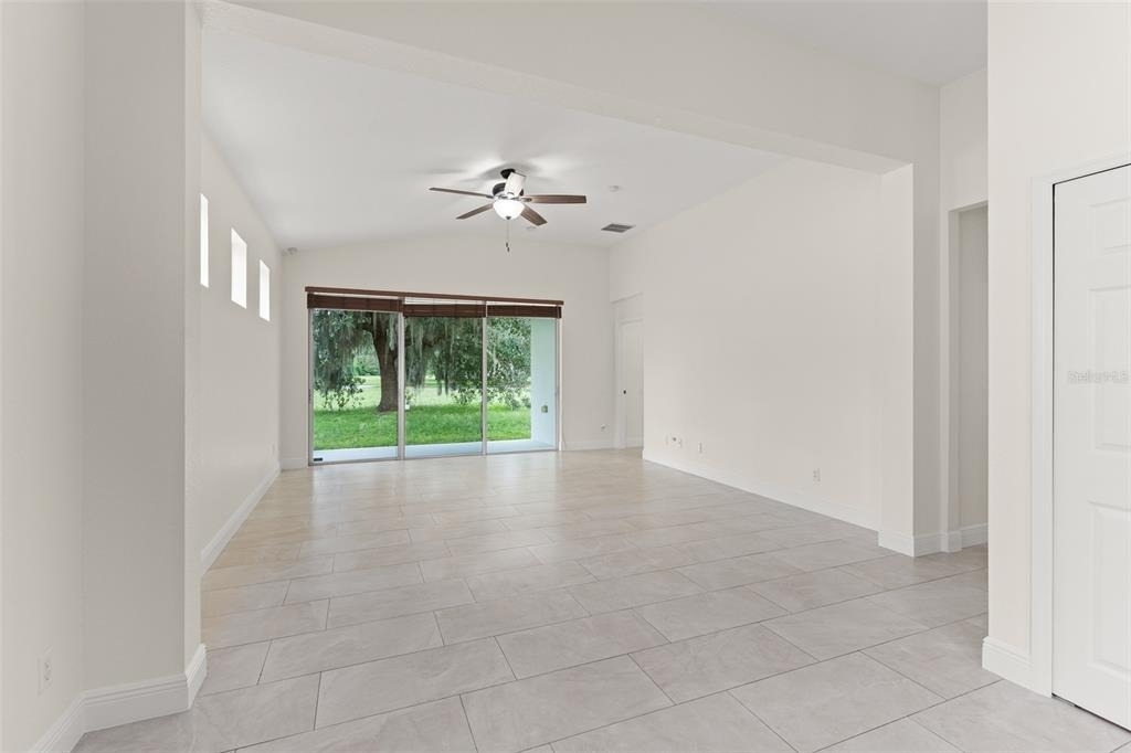 8838 Abbotsbury Drive - Photo 9