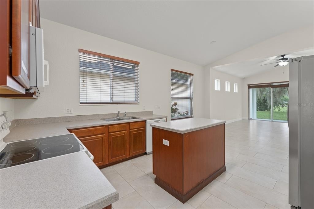 8838 Abbotsbury Drive - Photo 6
