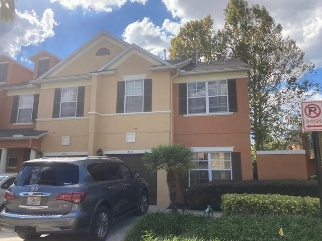 834 Assembly Ct - Photo 0