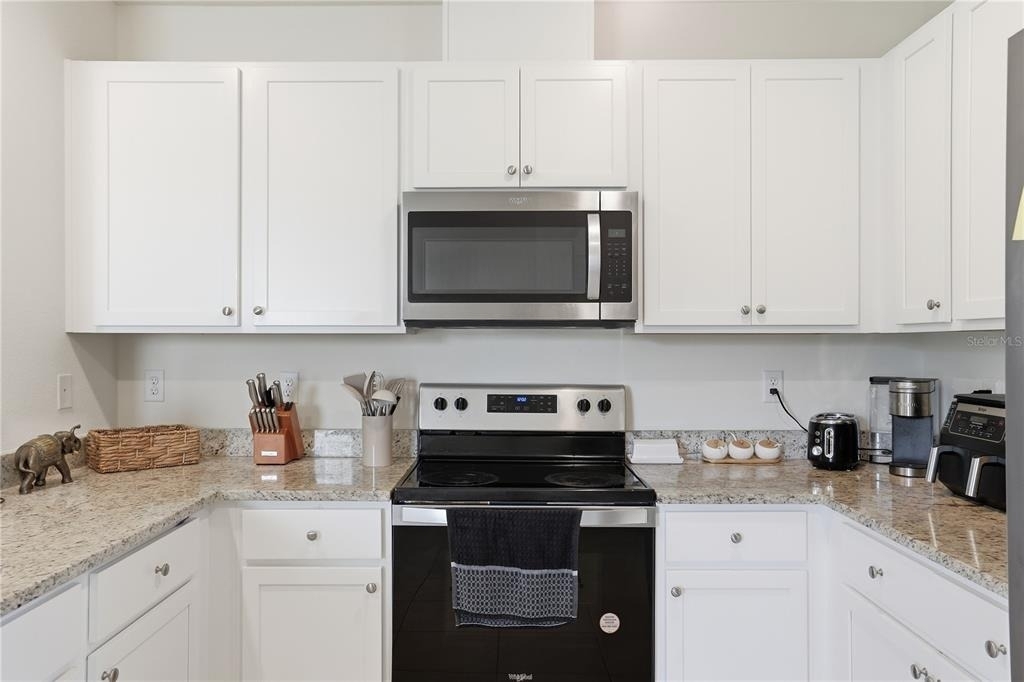 2735 Numa Falls Avenue - Photo 12