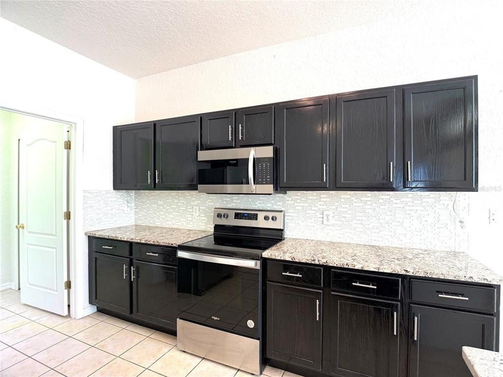 1131 N Hampton Drive - Photo 4
