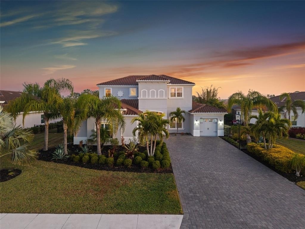 7484 Ripetta Street - Photo 2