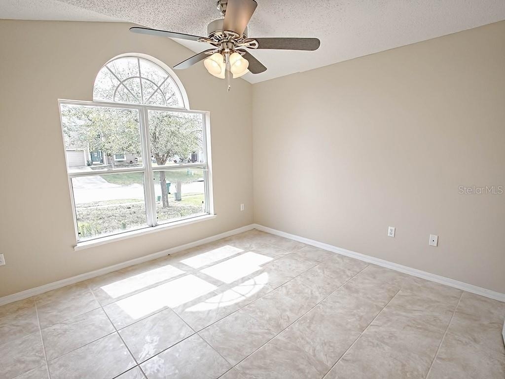 2139 Sandridge Circle - Photo 13