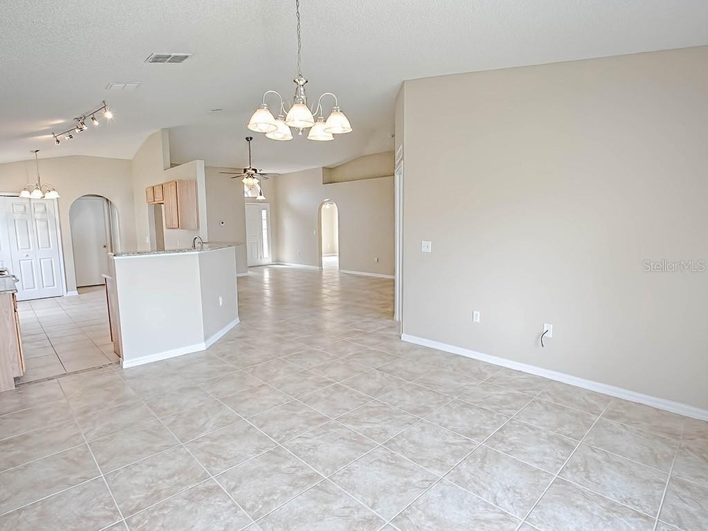 2139 Sandridge Circle - Photo 7