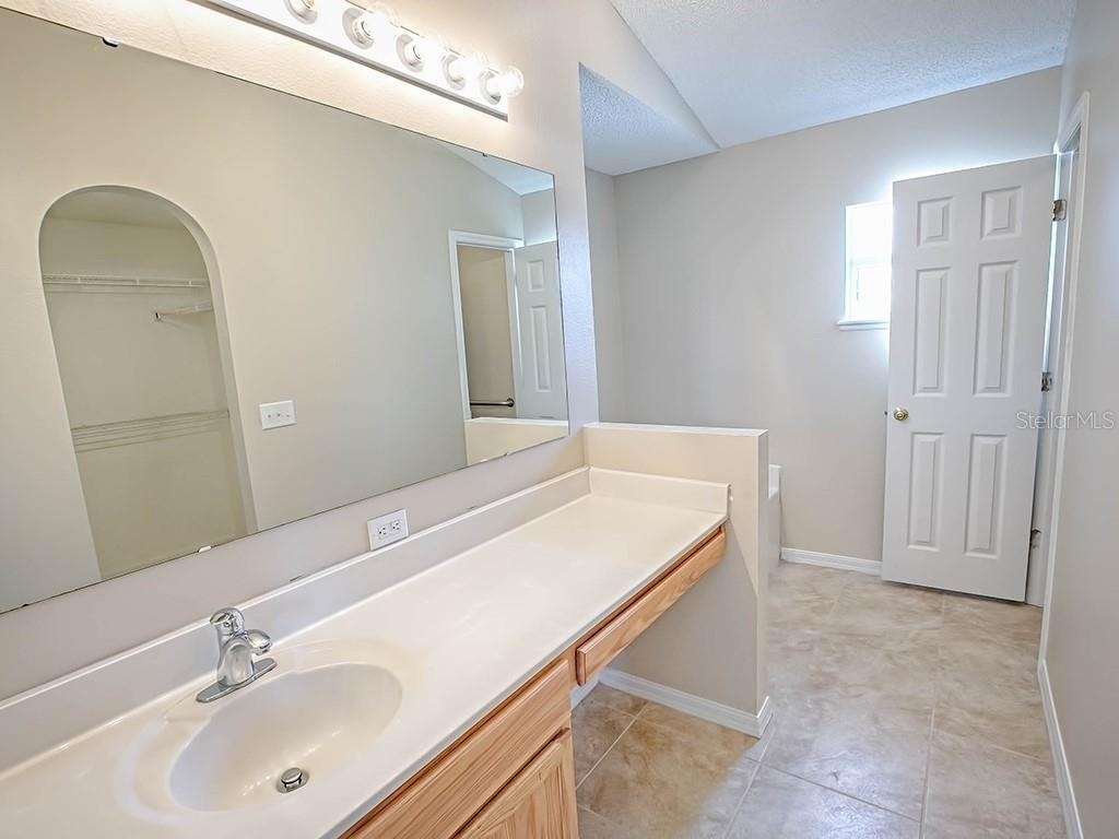 2139 Sandridge Circle - Photo 20