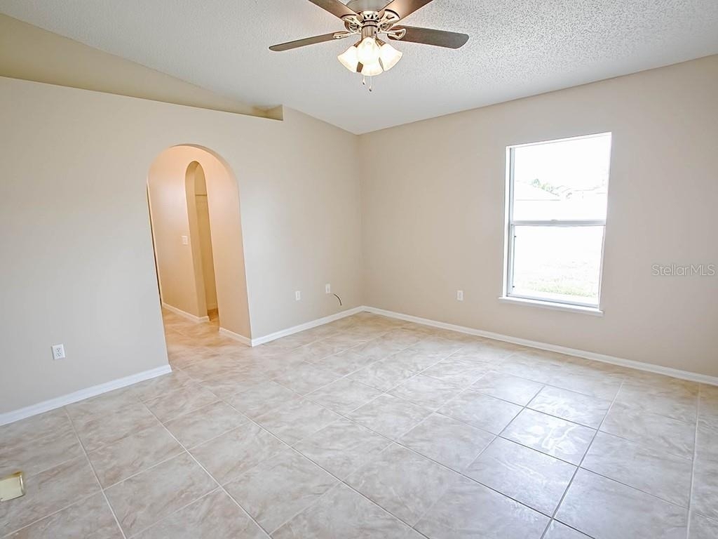 2139 Sandridge Circle - Photo 17