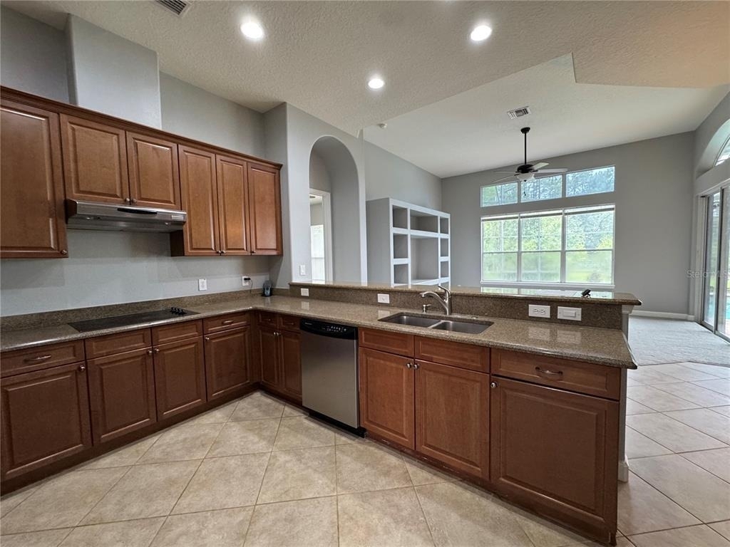 142 Harrington Court - Photo 16