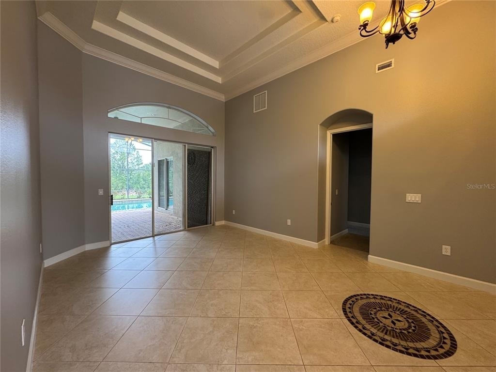 142 Harrington Court - Photo 2