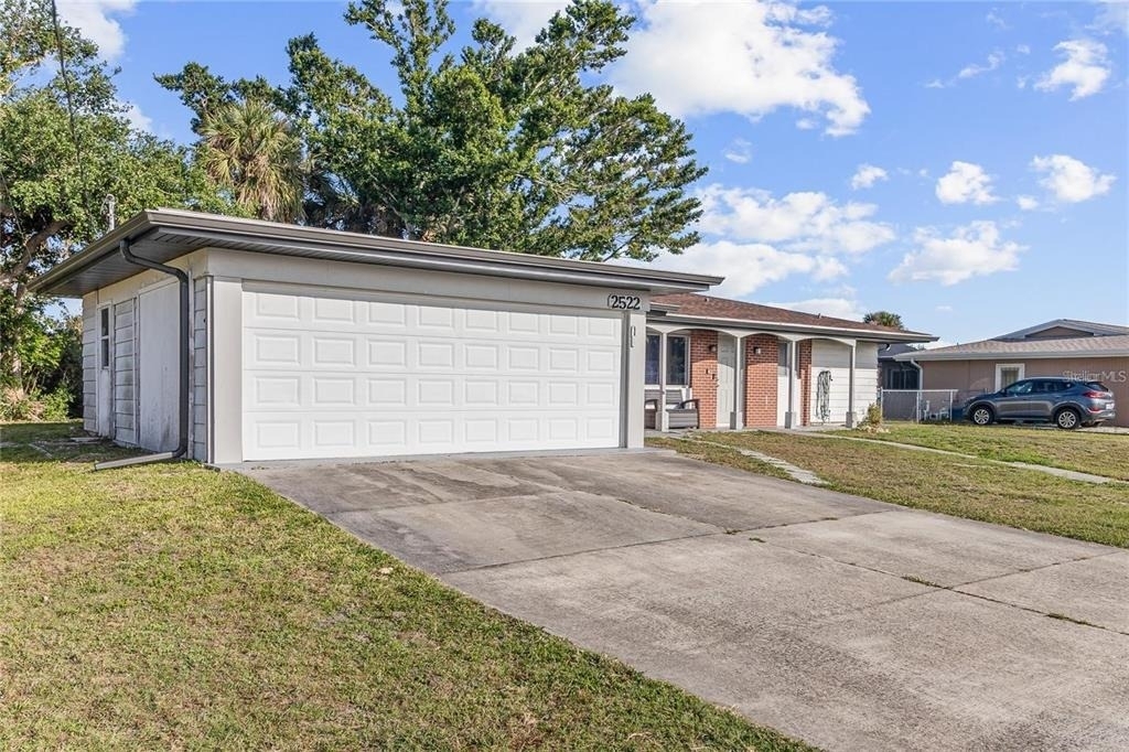 2522 Conway Boulevard - Photo 1