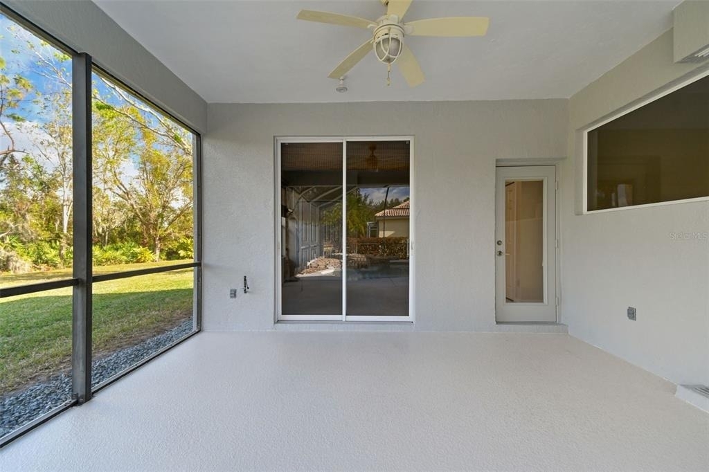 6815 Honeysuckle Trail - Photo 34