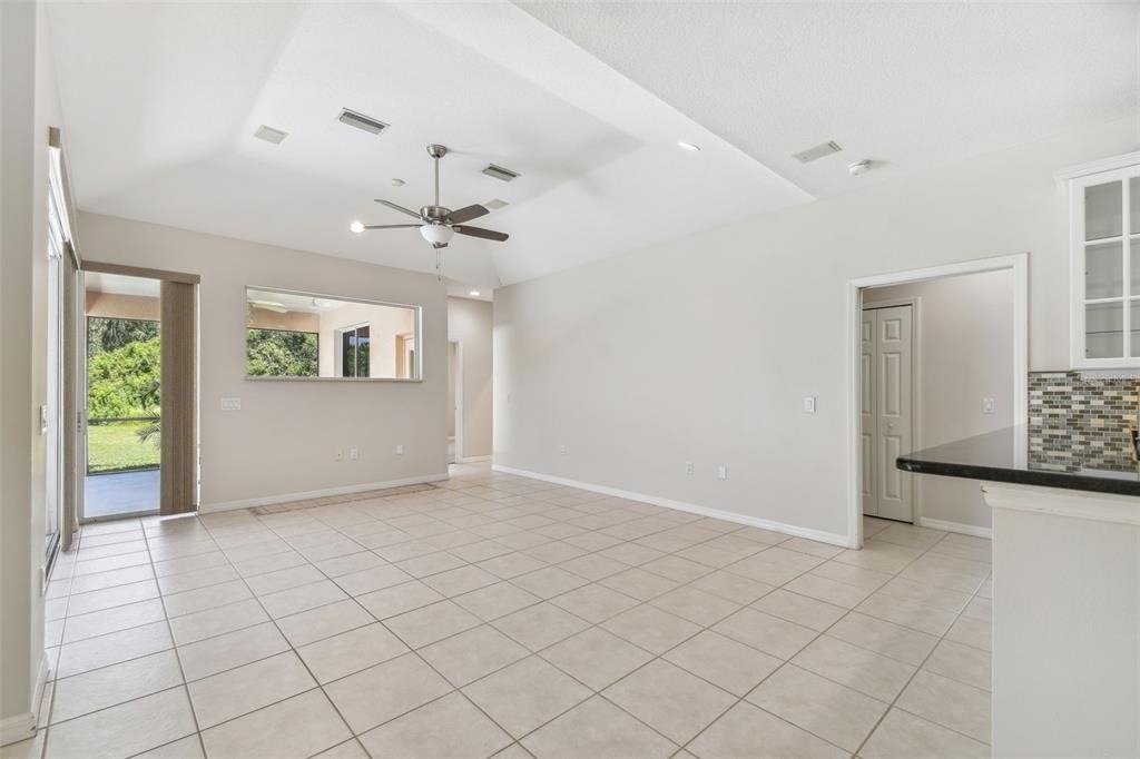 6815 Honeysuckle Trail - Photo 13