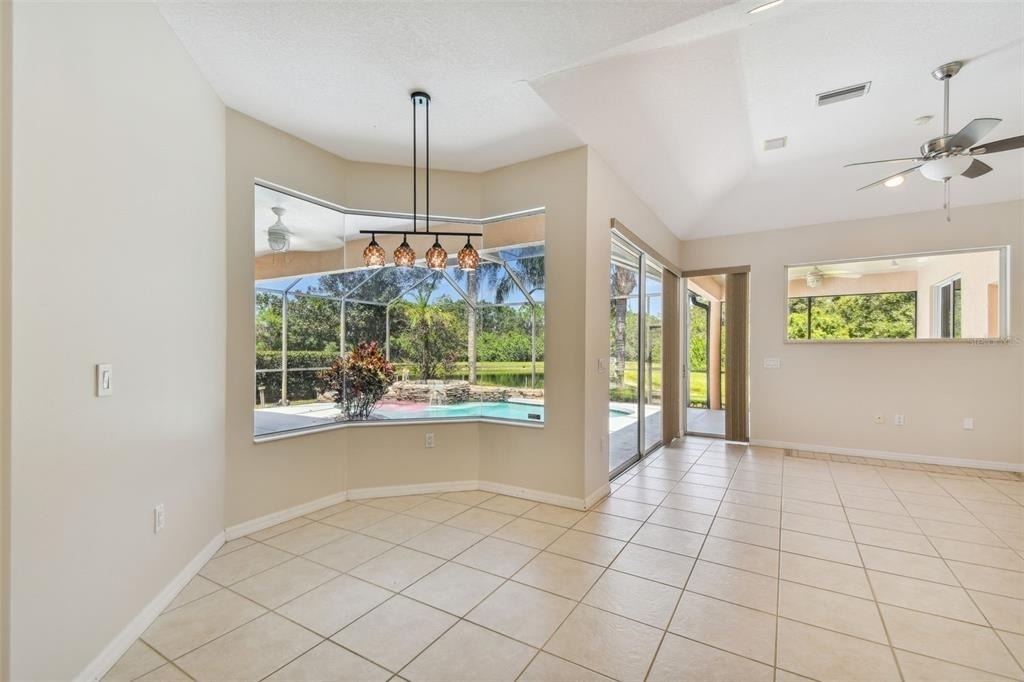 6815 Honeysuckle Trail - Photo 11