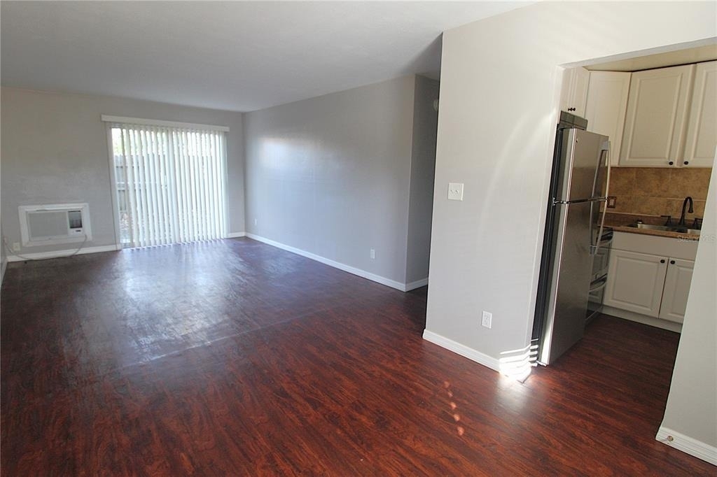 3001 Bee Ridge Road - Photo 9