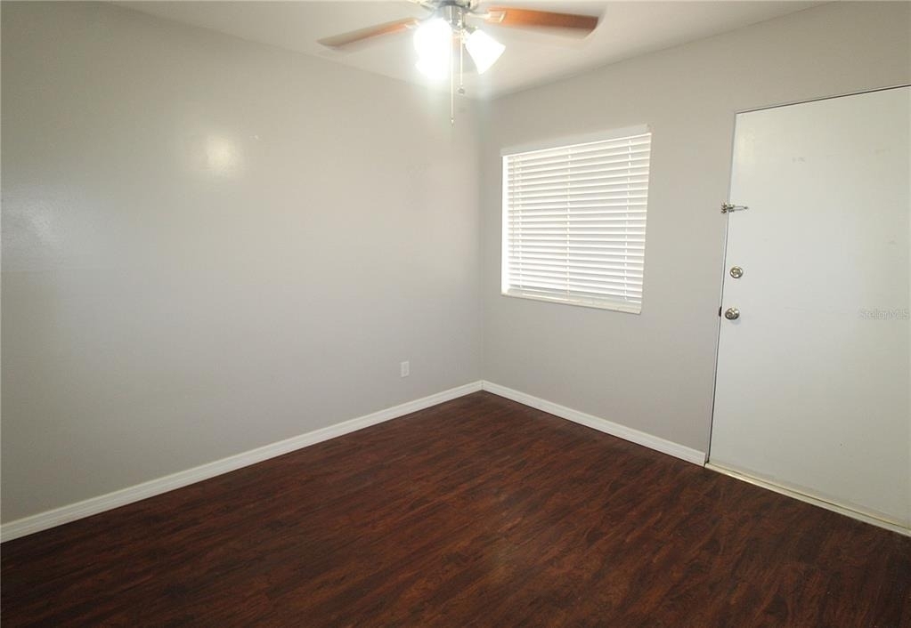 3001 Bee Ridge Road - Photo 14