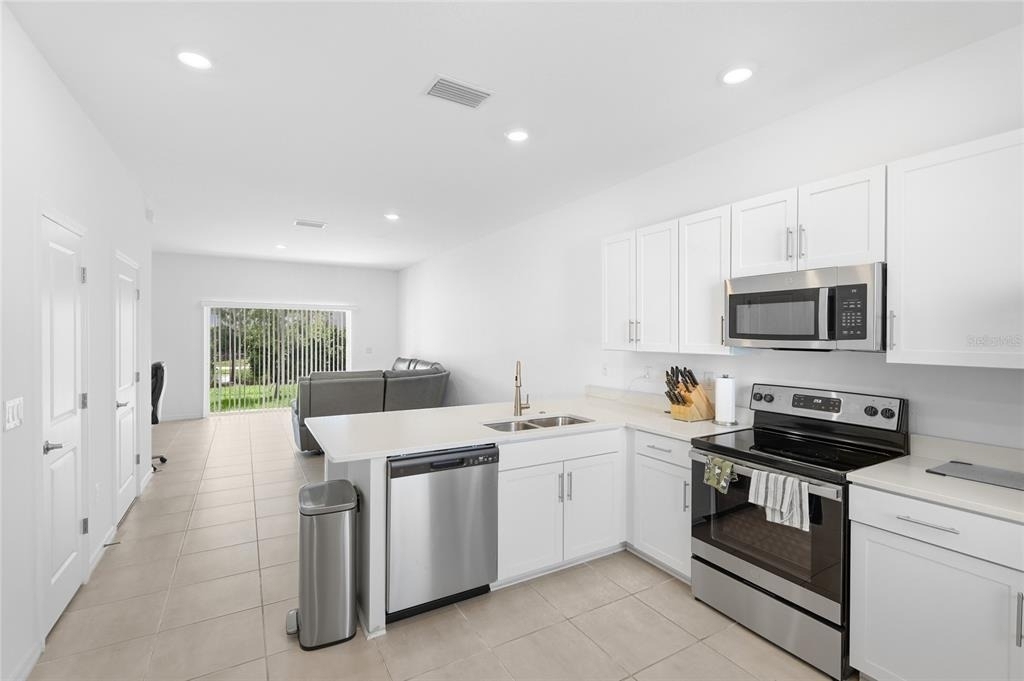 8865 Daybreak Street - Photo 5
