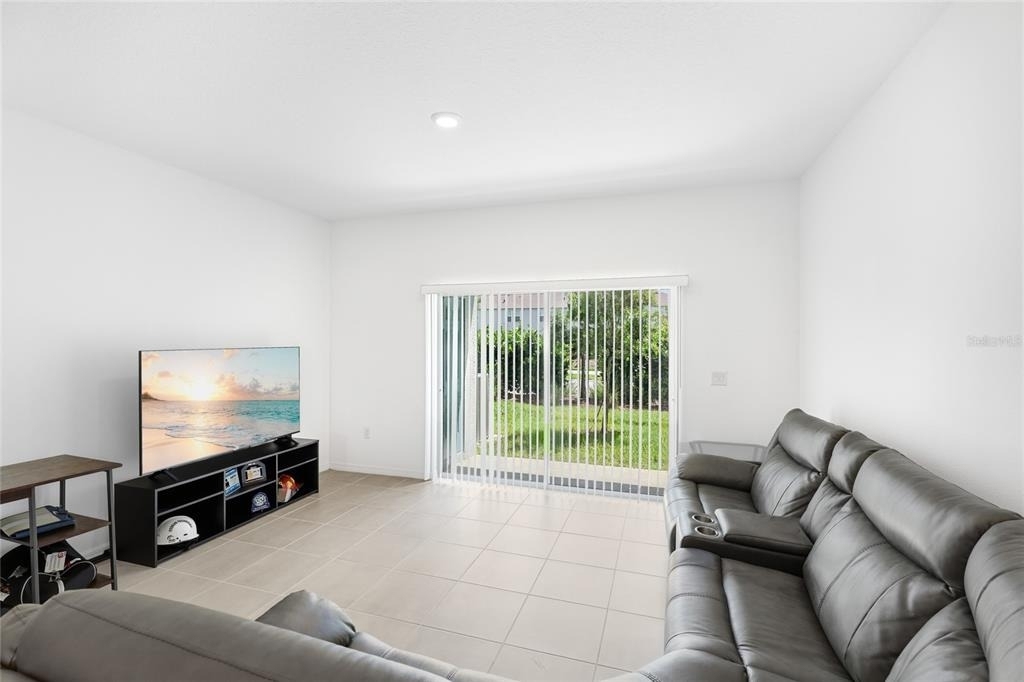 8865 Daybreak Street - Photo 12