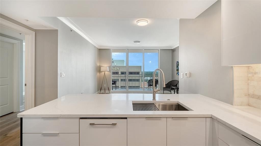 1350 Main Street - Photo 14