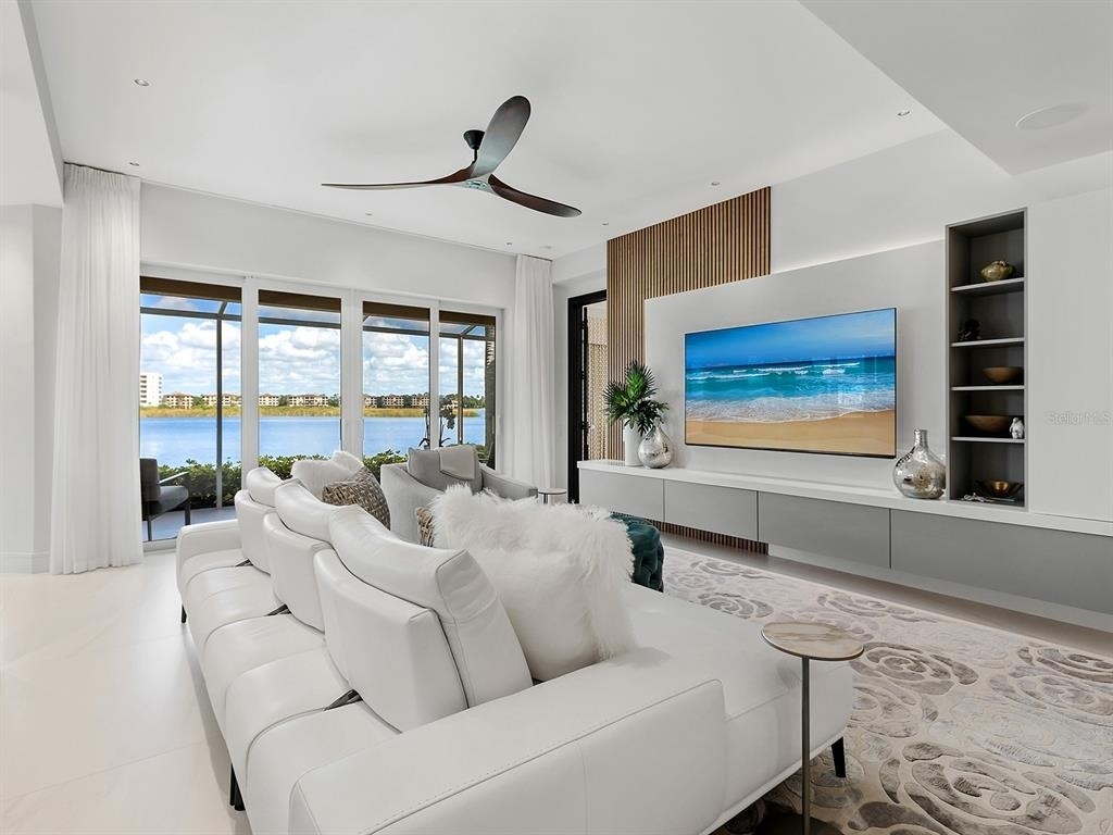 6427 Moorings Point Circle - Photo 14