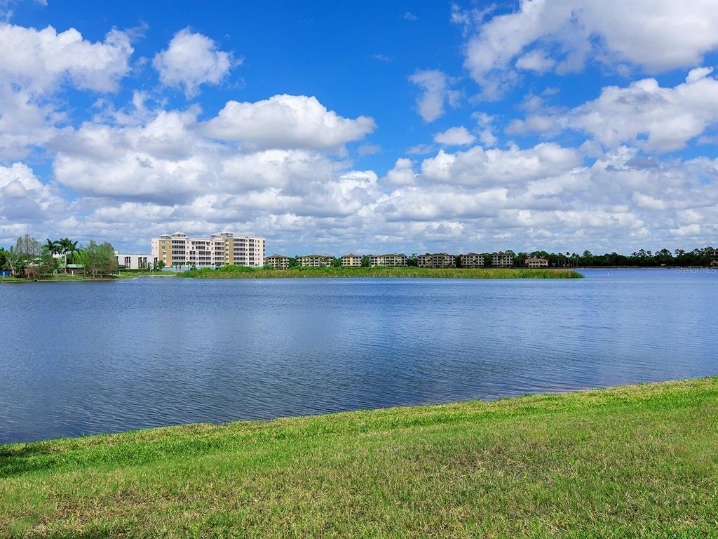 6427 Moorings Point Circle - Photo 4