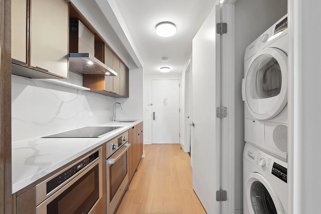 420 East 54th Street - Photo 2