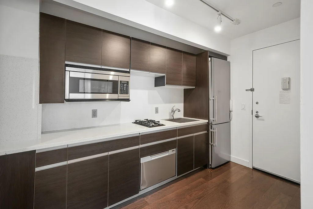 116 John Street - Photo 2