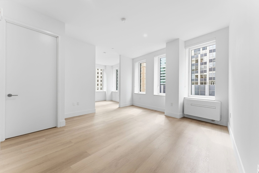 55 Broad Street - Photo 0