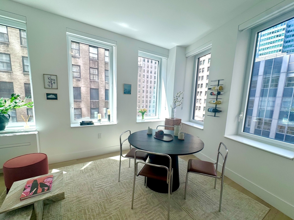 55 Broad Street - Photo 0