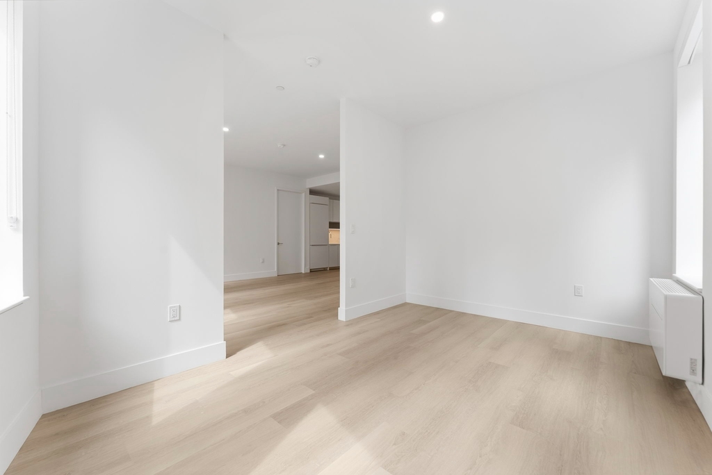 55 Broad Street - Photo 1