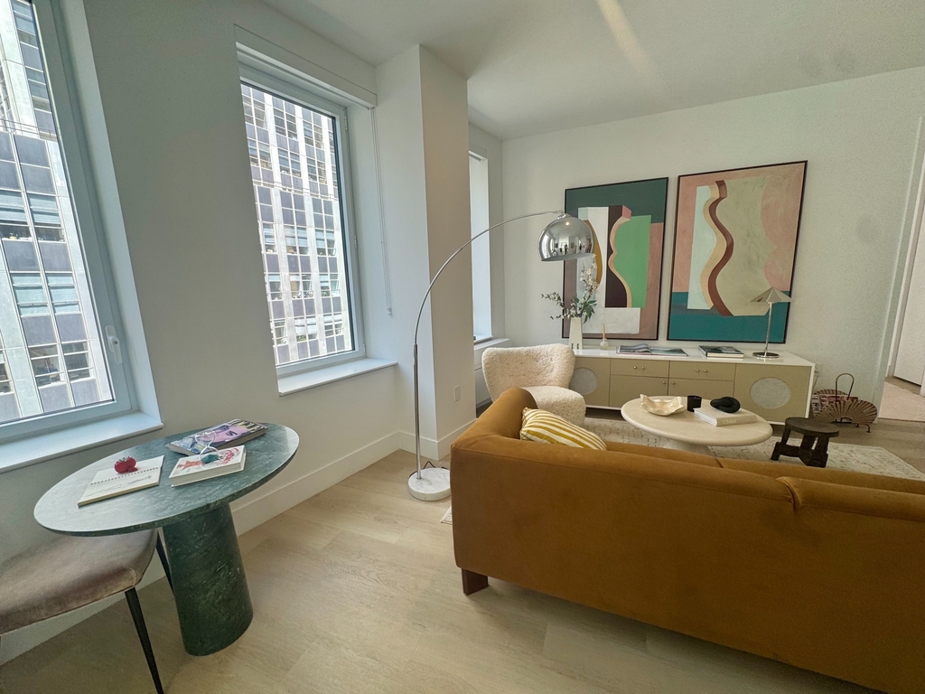 55 Broad Street - Photo 1