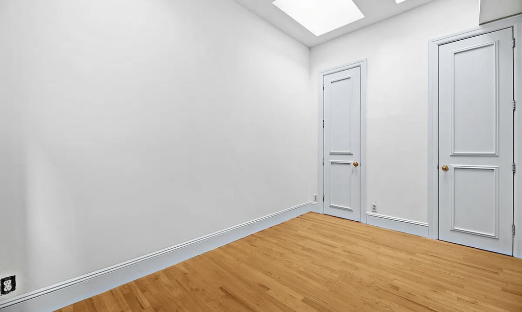 143 East 57th Street - Photo 5