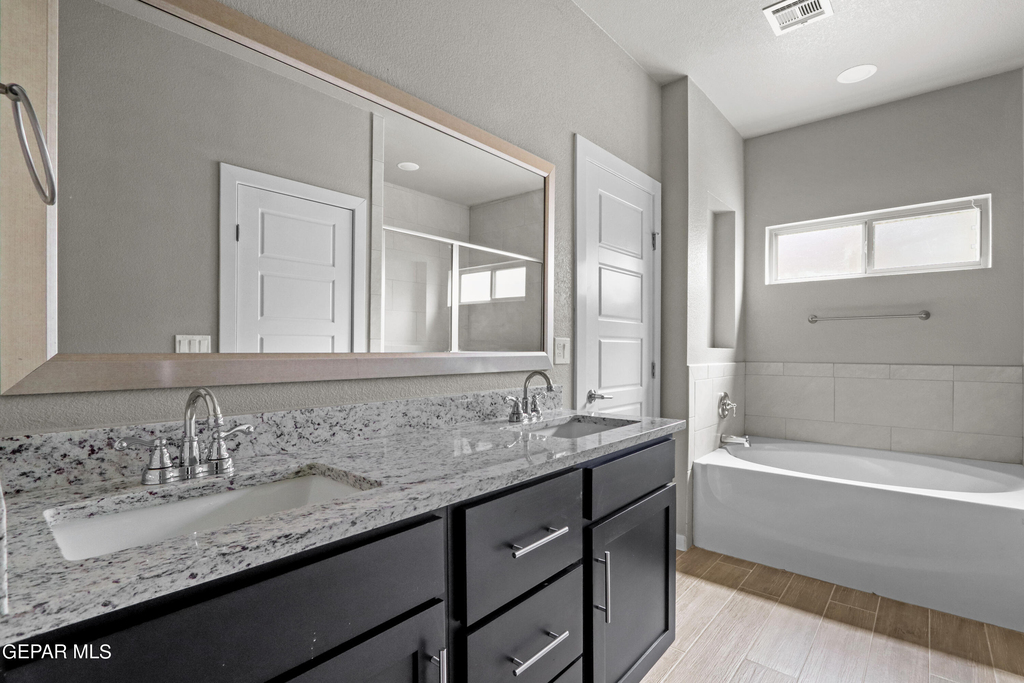 348 San Jose Court - Photo 4
