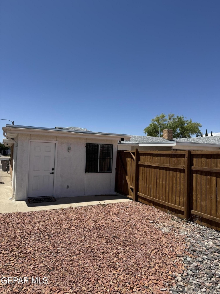 408 San Blas Drive - Photo 13