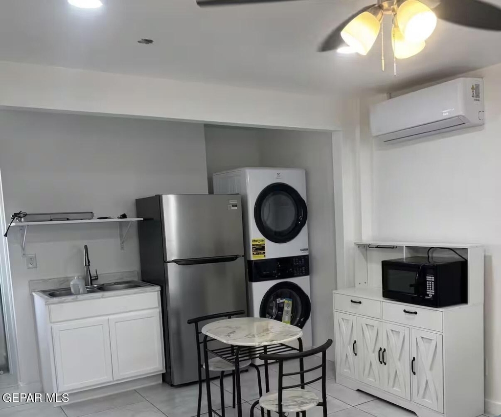 408 San Blas Drive - Photo 3