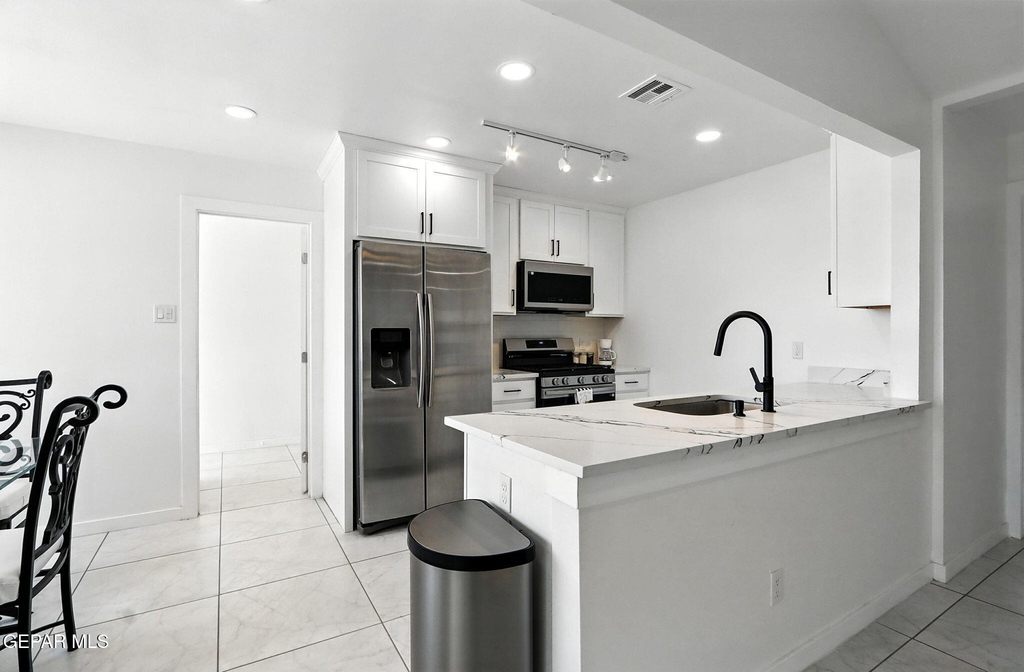408 San Blas Drive - Photo 6