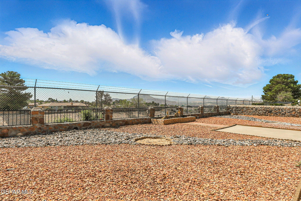 408 San Blas Drive - Photo 23