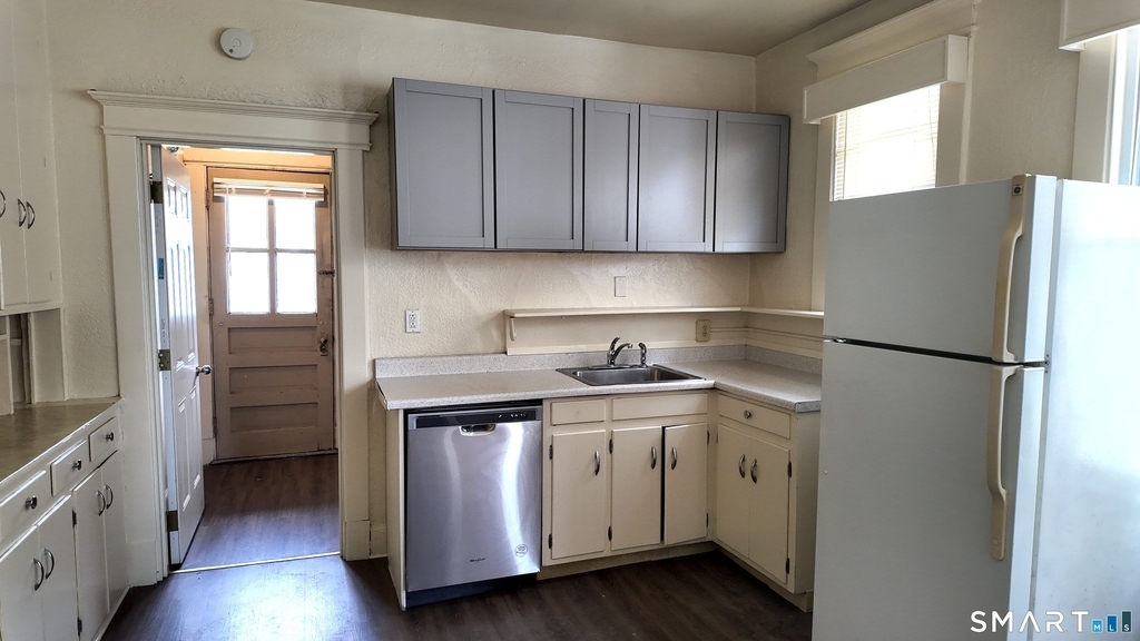 85 Thomas Street - Photo 3